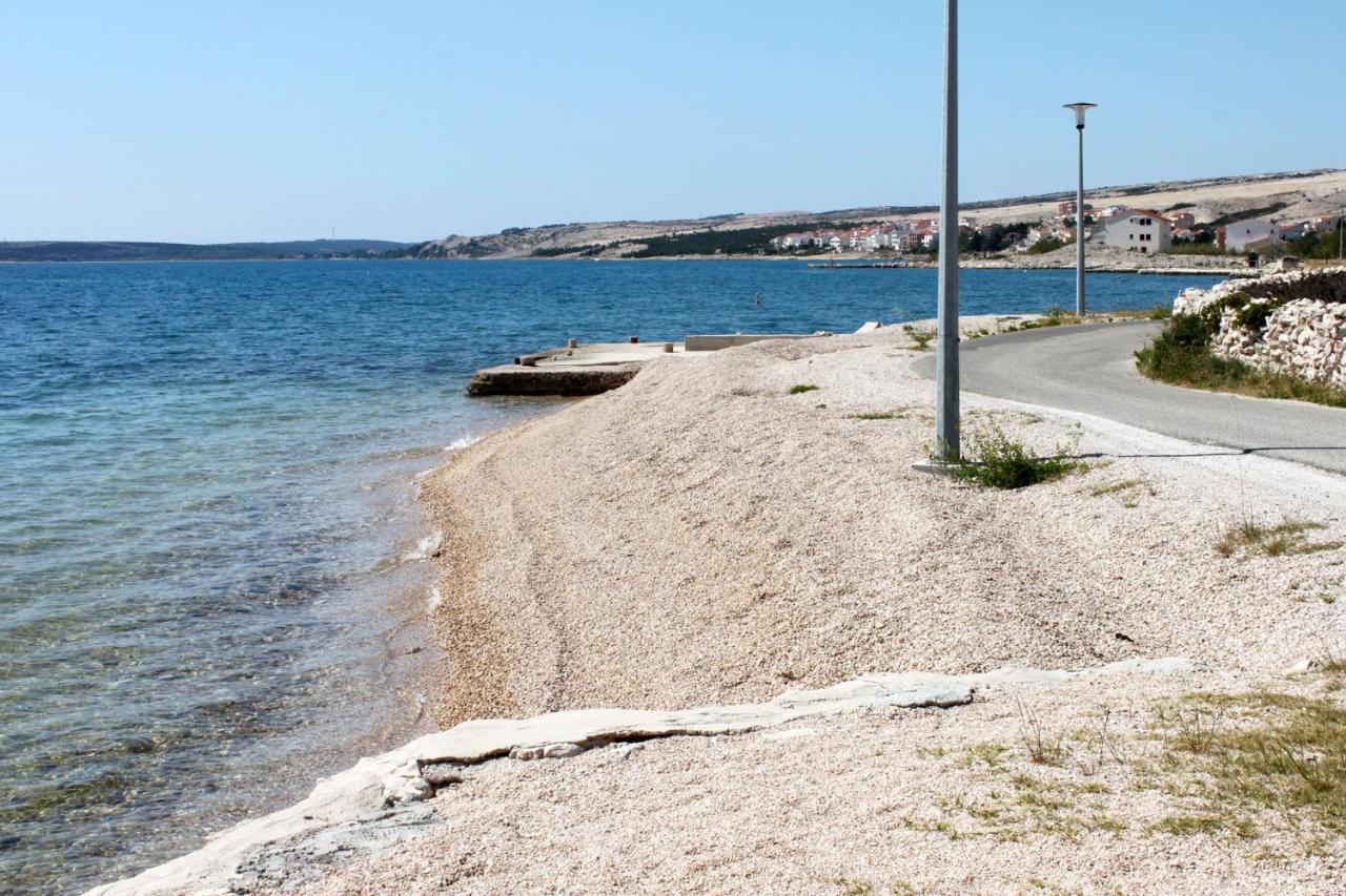 Apartments By The Sea Kustici, Pag - 6335 Zubovići المظهر الخارجي الصورة