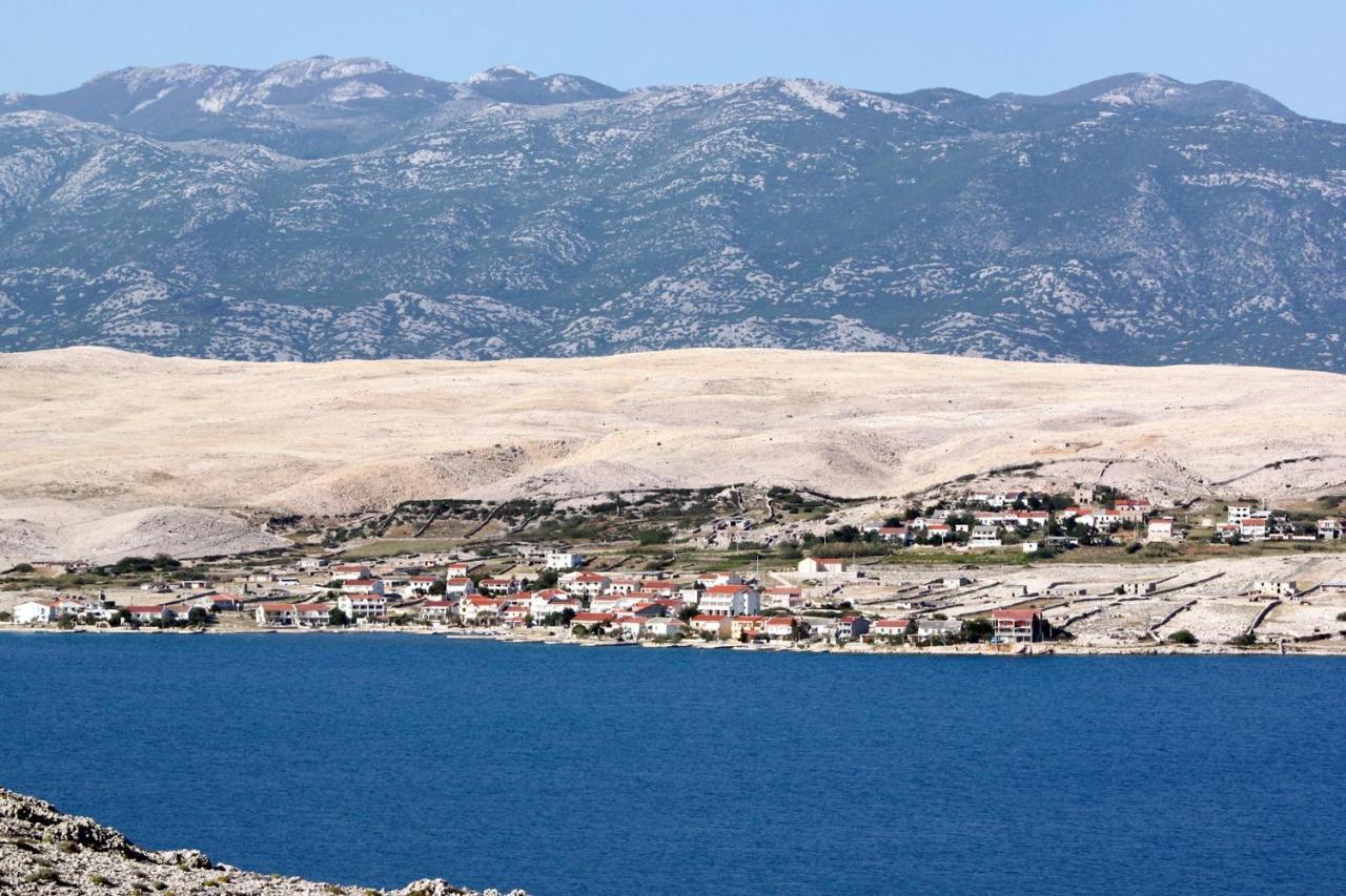 Apartments By The Sea Kustici, Pag - 6335 Zubovići المظهر الخارجي الصورة